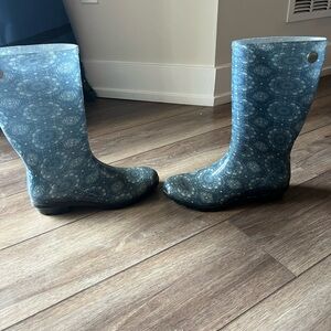 Ugg Size 11 Blue Rain Boots
